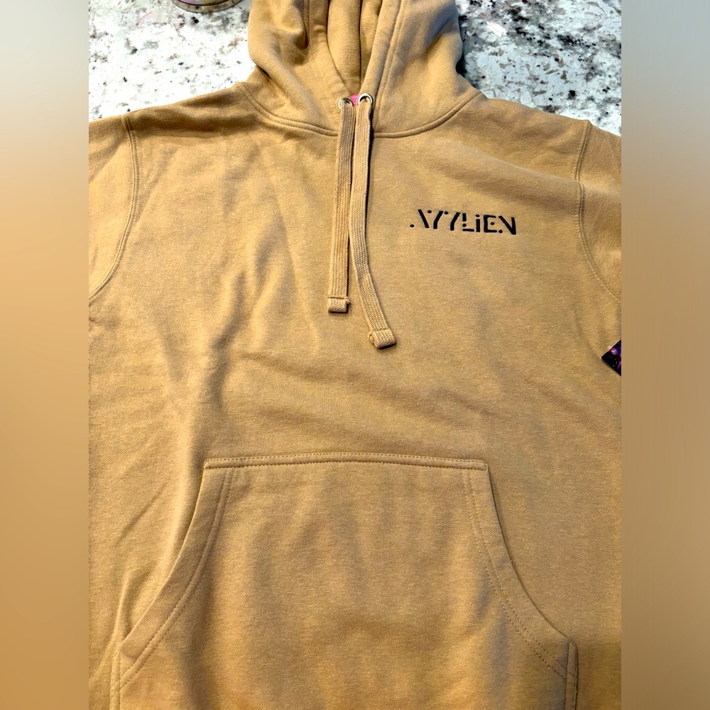 Ayylien welcome to saturn tan hoodie in size small